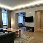 Baron\'S Old Town Apartment